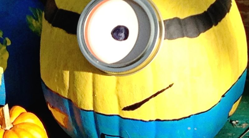 Minion Pumpkin Decorating