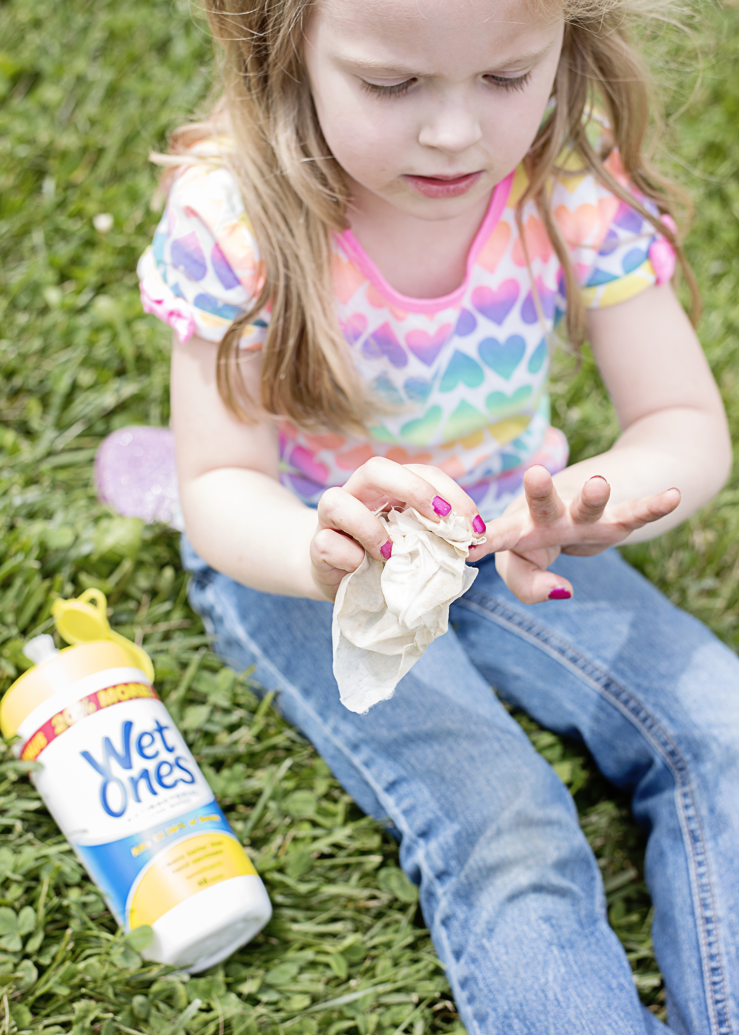 #1 Way to Keep Little Hands Clean at the Park and at Play!